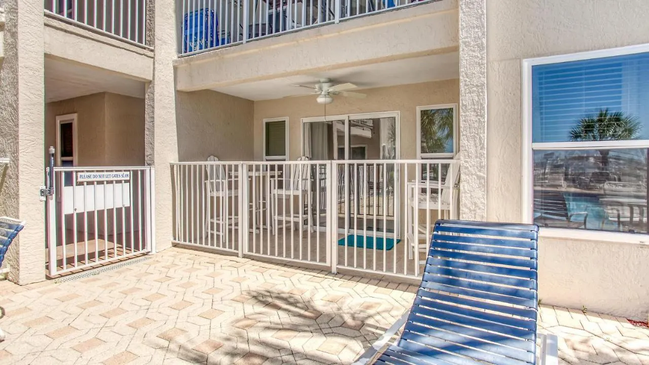 Poolside Villas 106 - Updated Beachfront Condo On Holiday Isle In Destin United States